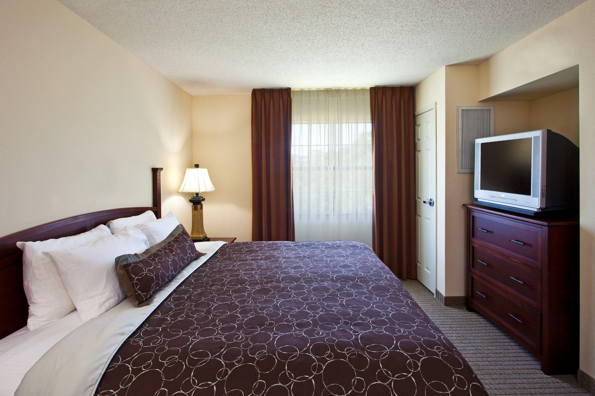 Staybridge Suites Tampa East-Brandon