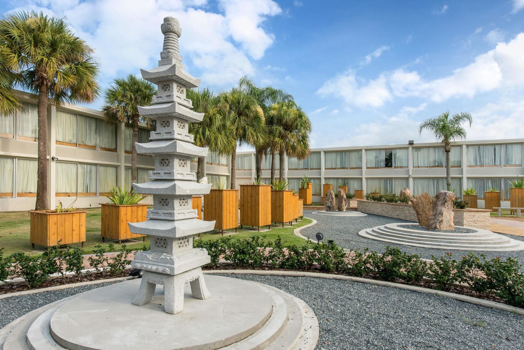 The West Wing Boutique Hotel