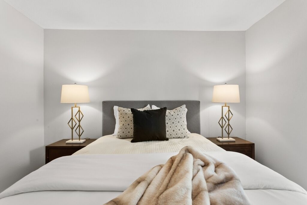 University Serenity Suites