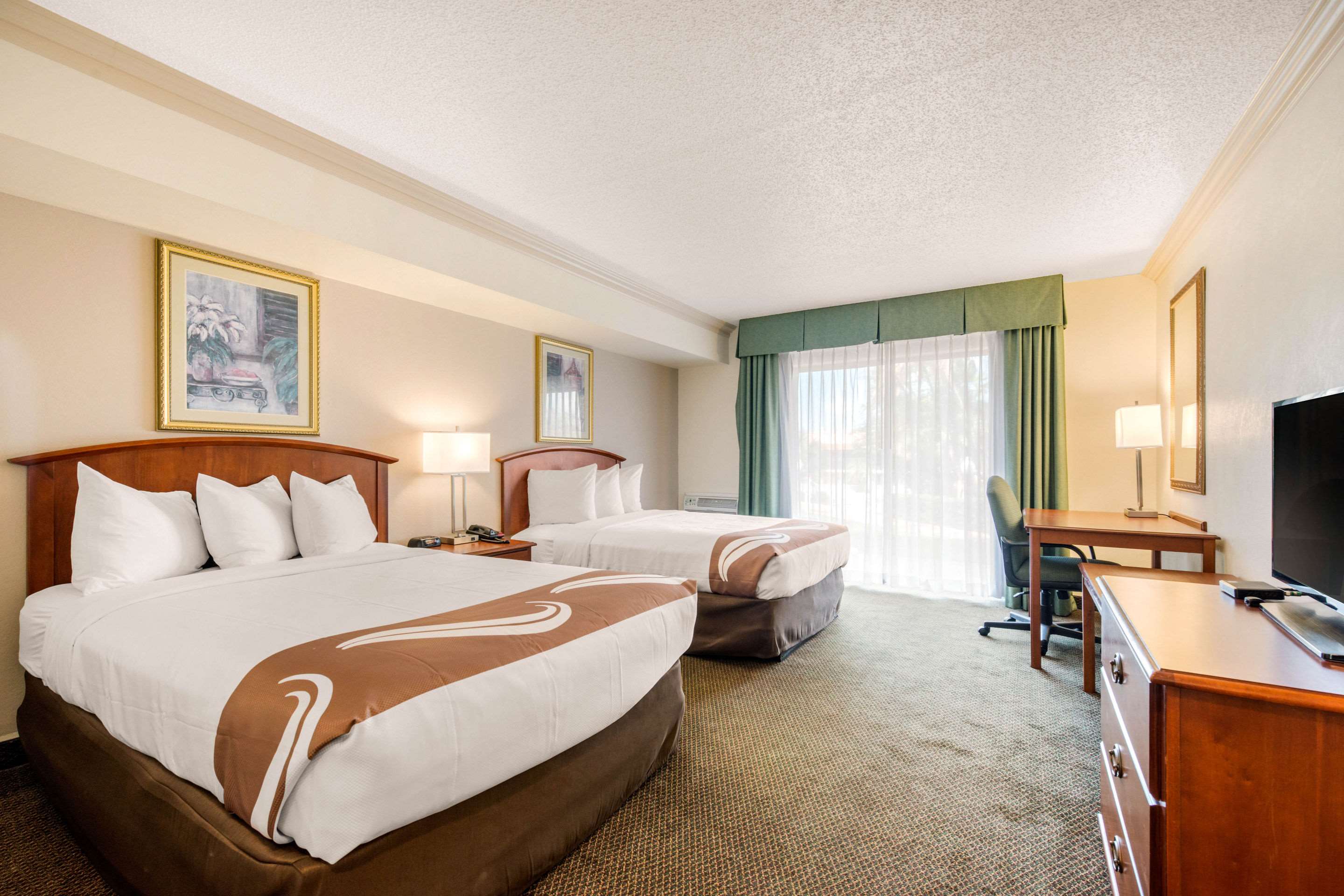 Quality Inn & Suites