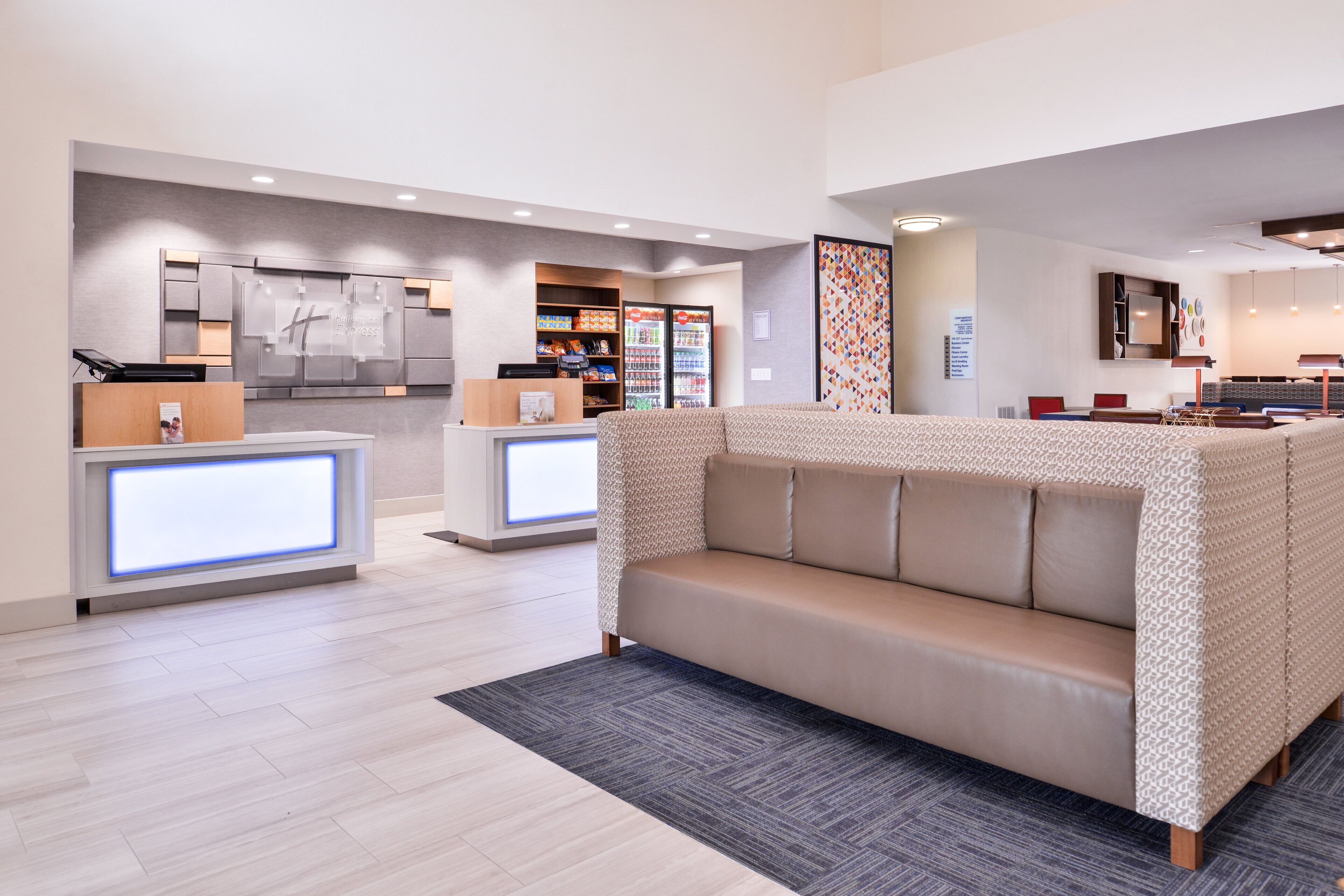 Holiday Inn Express Tampa North - Telecom Park