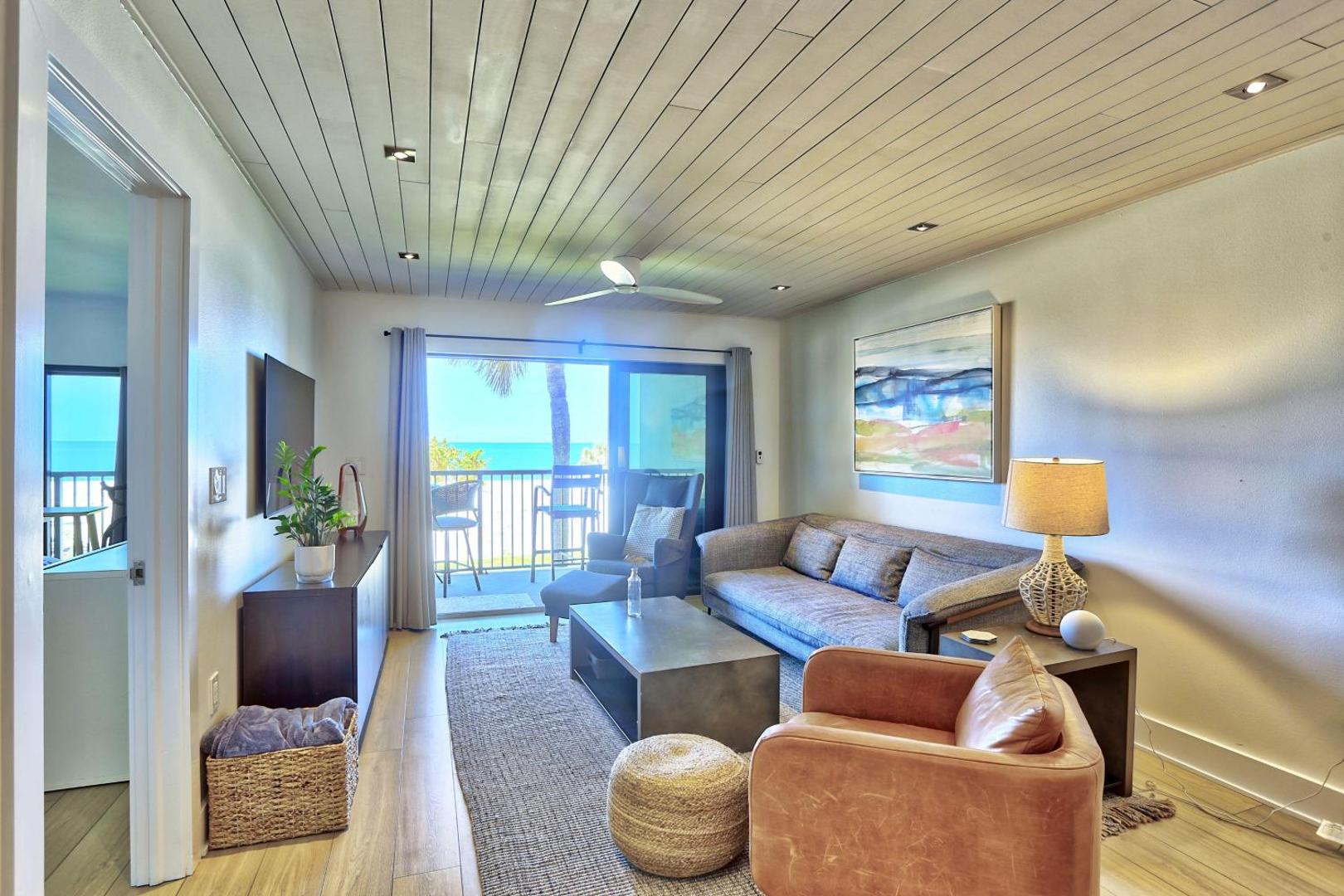 Land's End Building 11