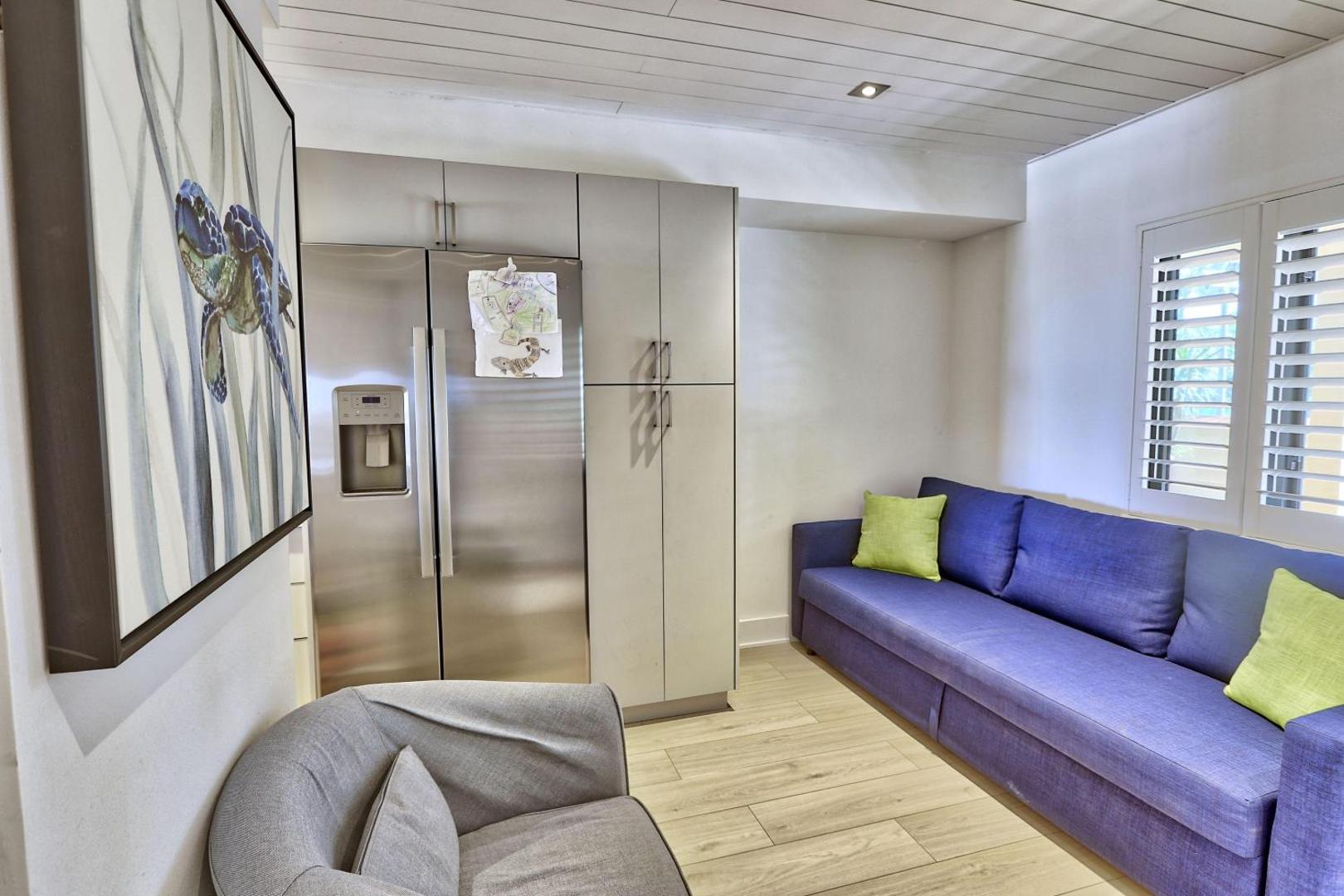 Land's End Building 11