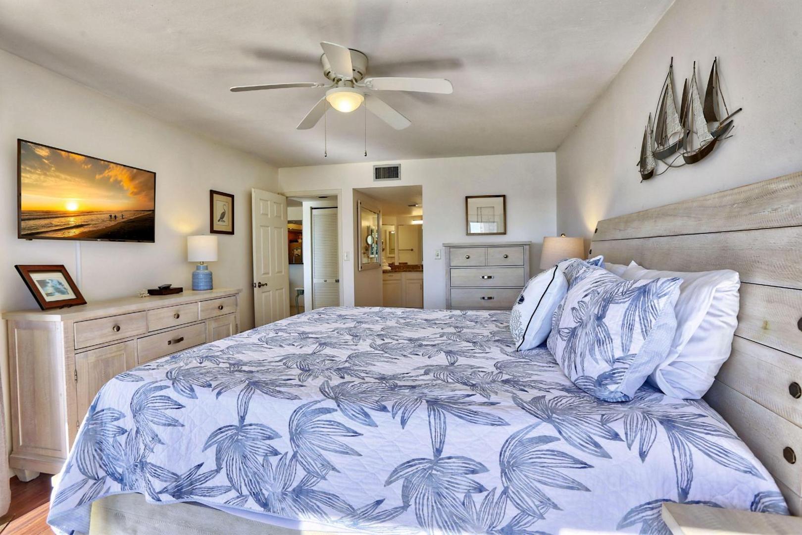 Land's End Building 5