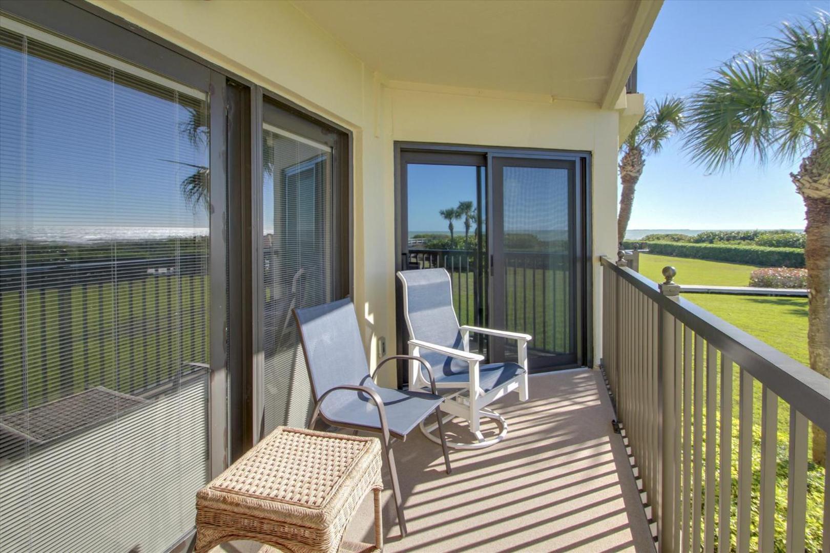 Land's End Building 8