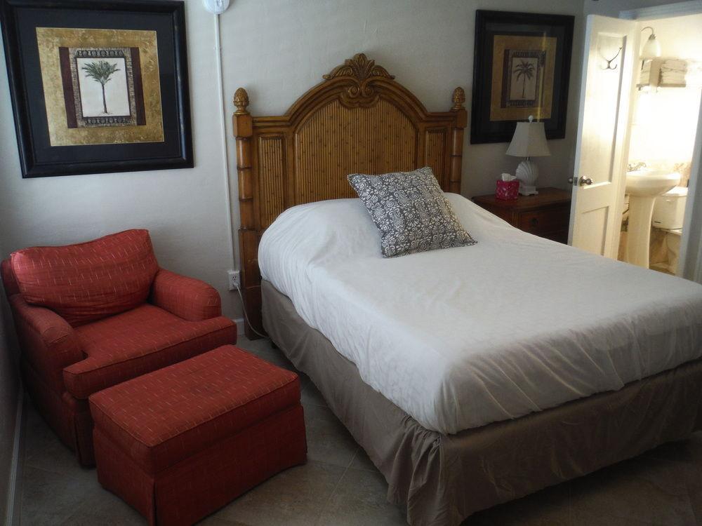 Lorelei Resort