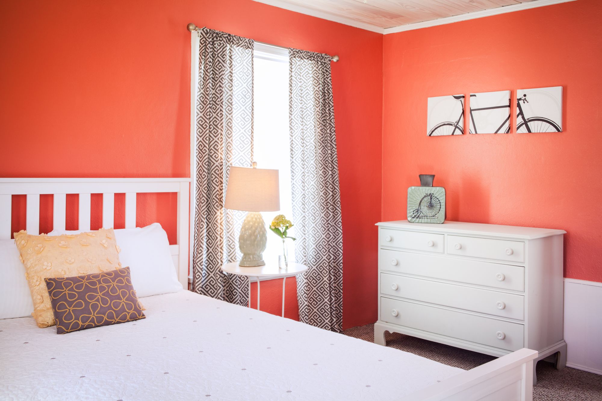 Sunset Inn & Cottages