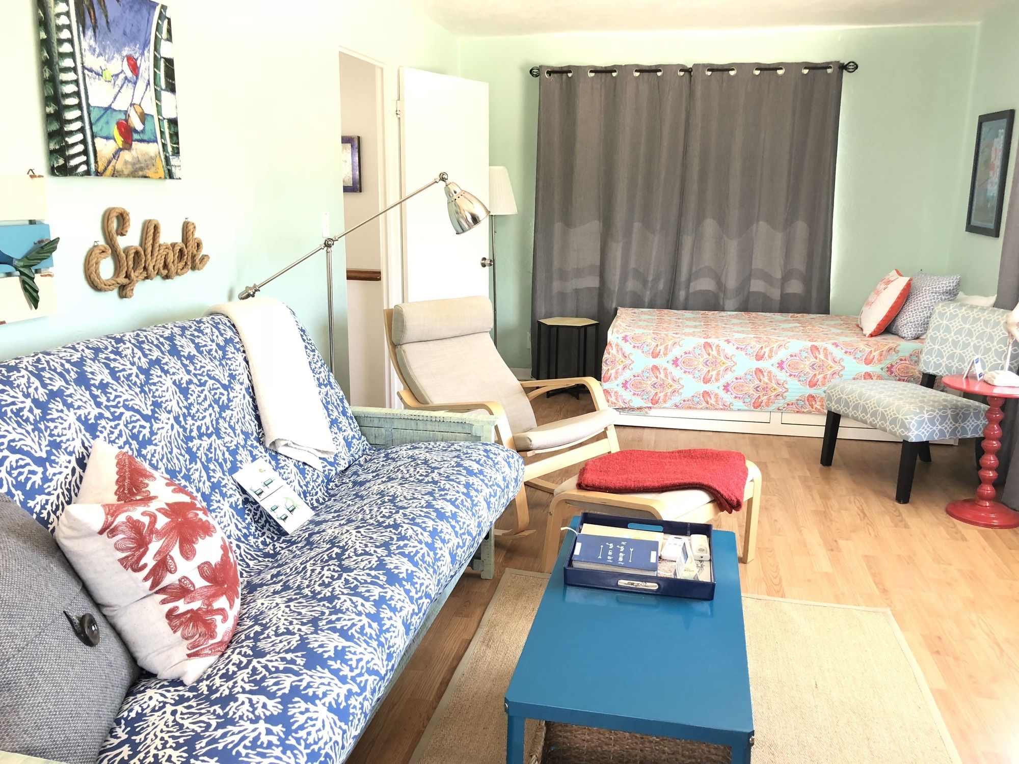 Sunset Inn & Cottages