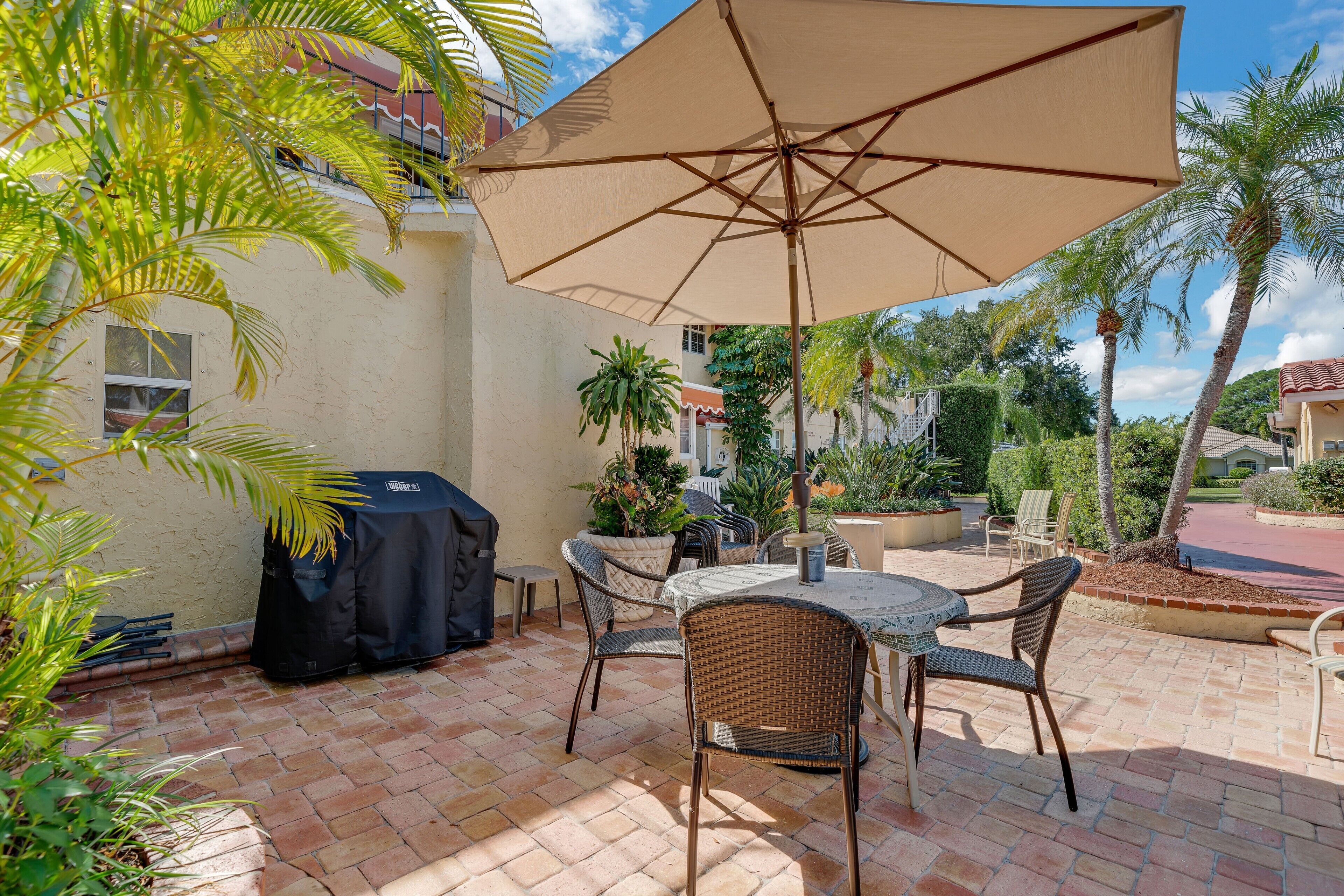 Banyan House Vacation Rentals