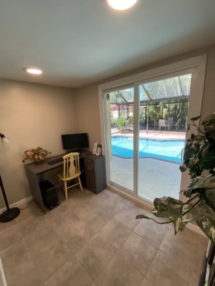 Tropical Villas of Venice Beach