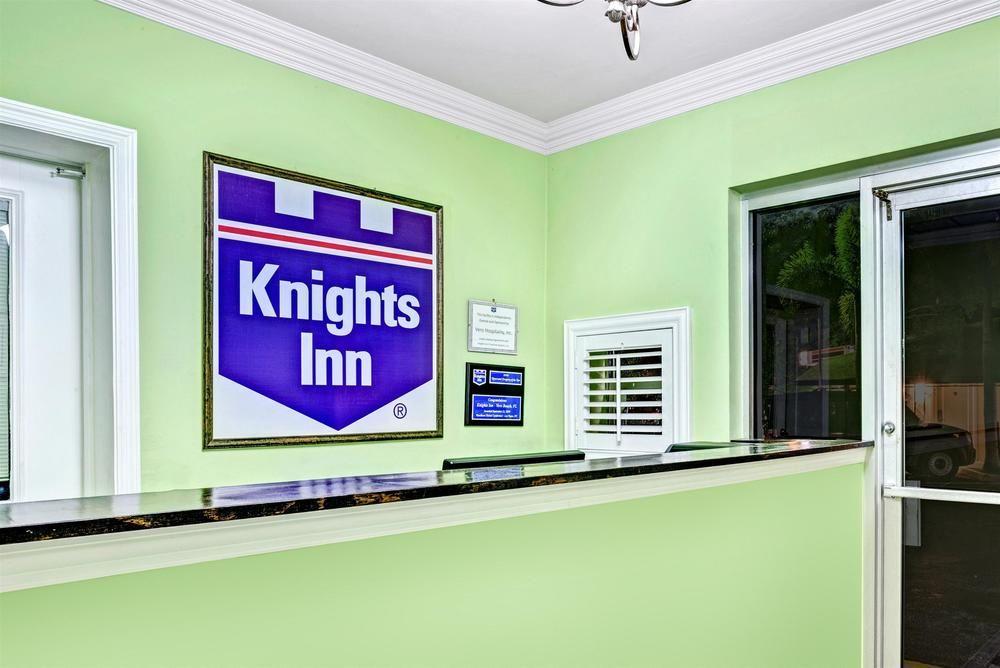 Knights Inn Vero Beach