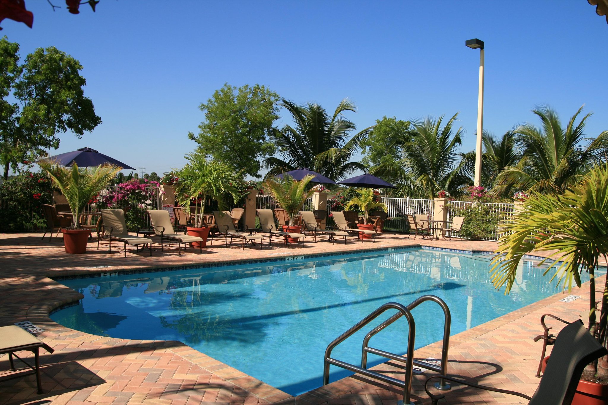 Hampton Inn & Suites Wellington