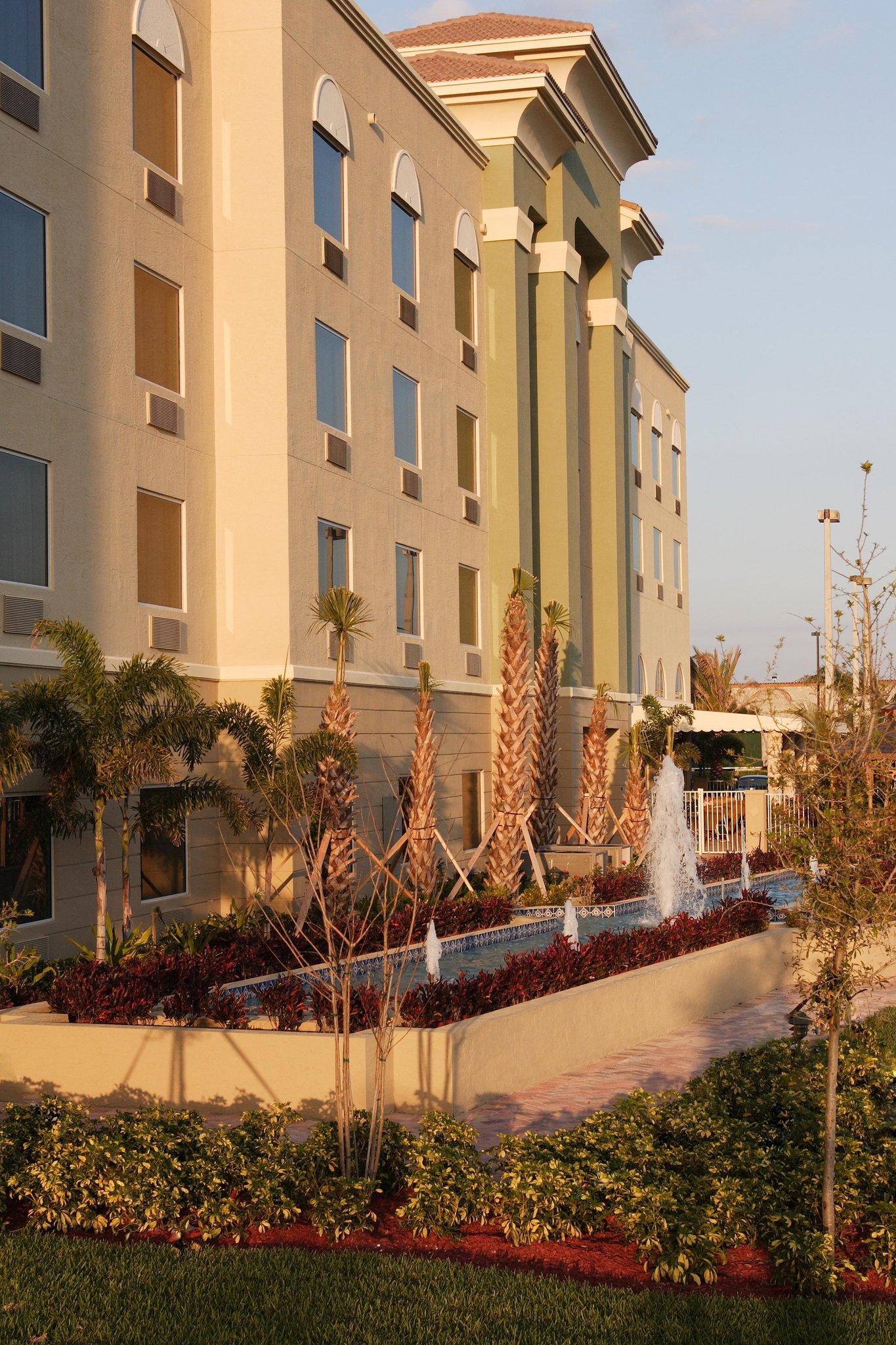 Hampton Inn & Suites Wellington