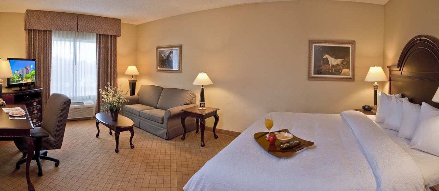 Hampton Inn & Suites Wellington