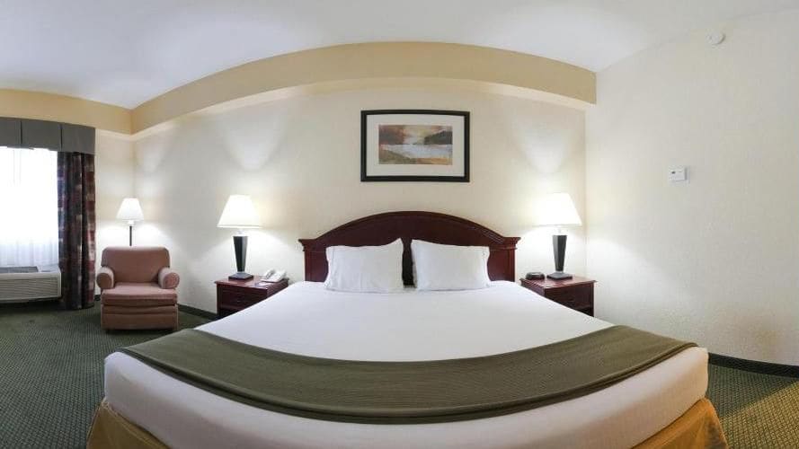 Holiday Inn Express Hotel & Suites West Palm Beach Metrocentre