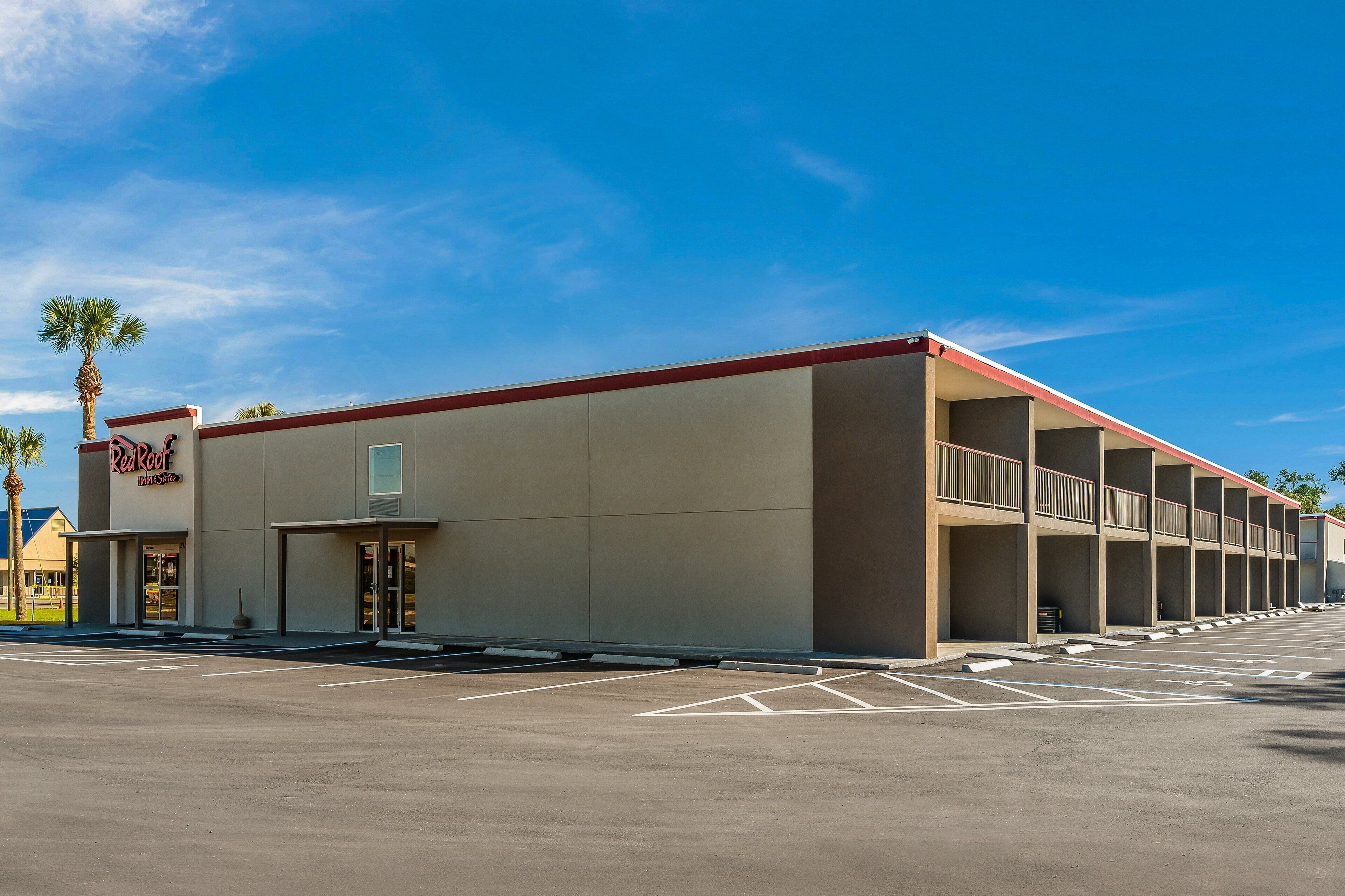 Red Roof Inn & Suites Wildwood, FL