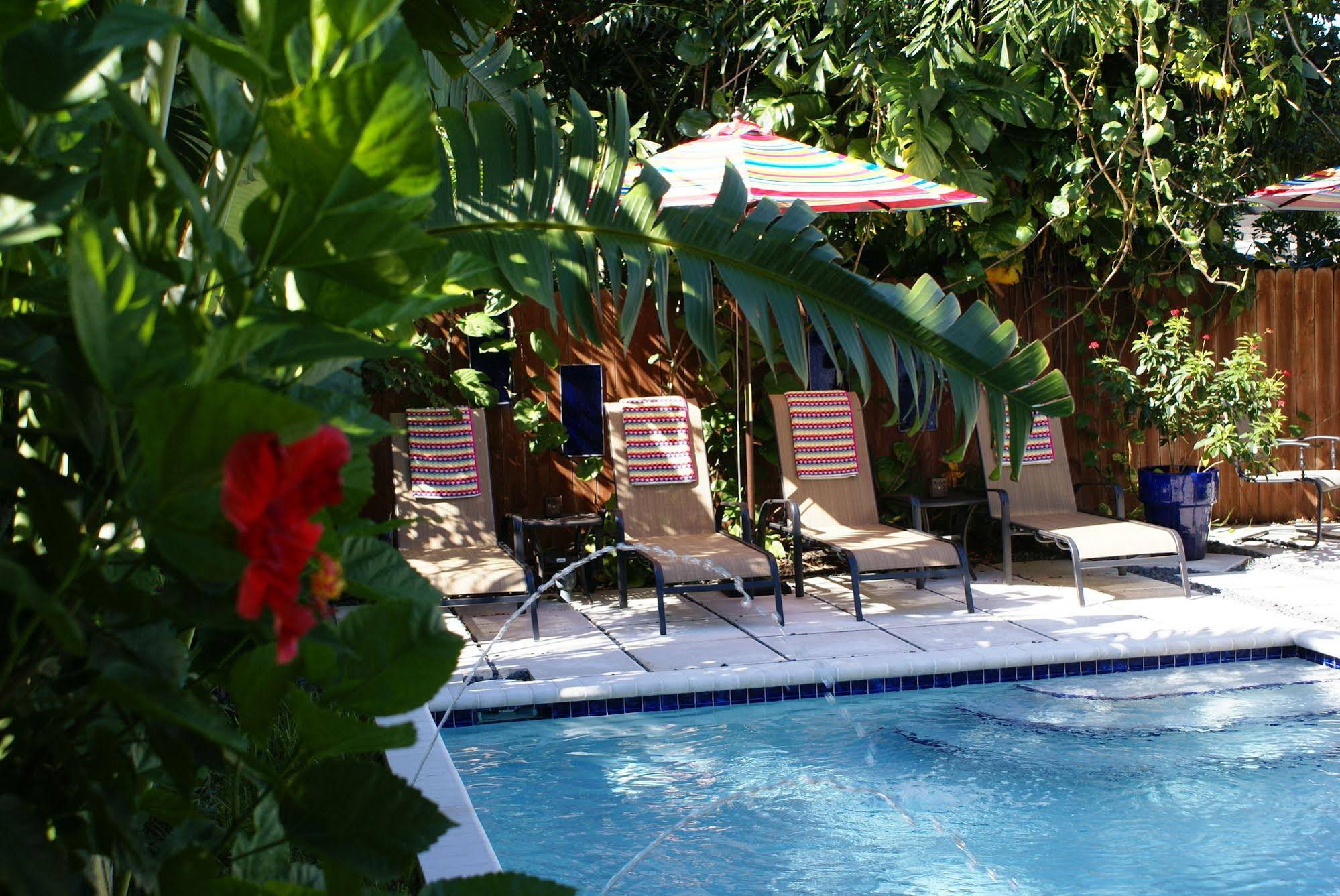 Island Sands Inn