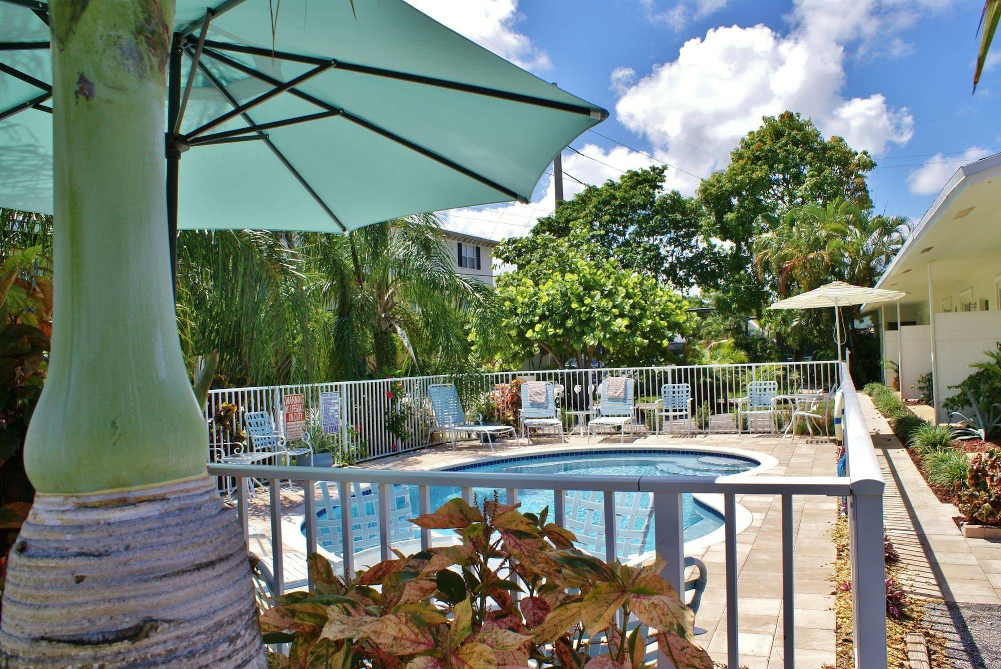 Island Sands Inn
