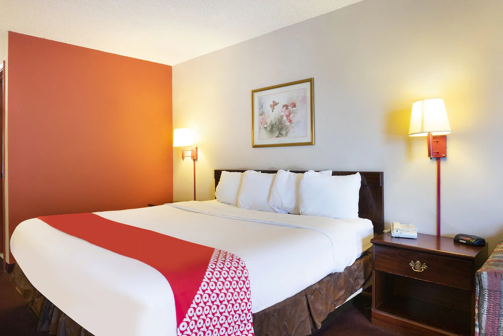 Days Inn by Wyndham Adairsville