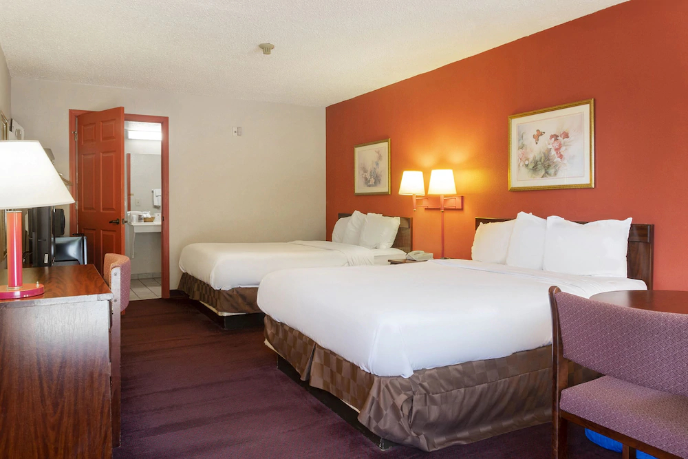 Days Inn by Wyndham Adairsville