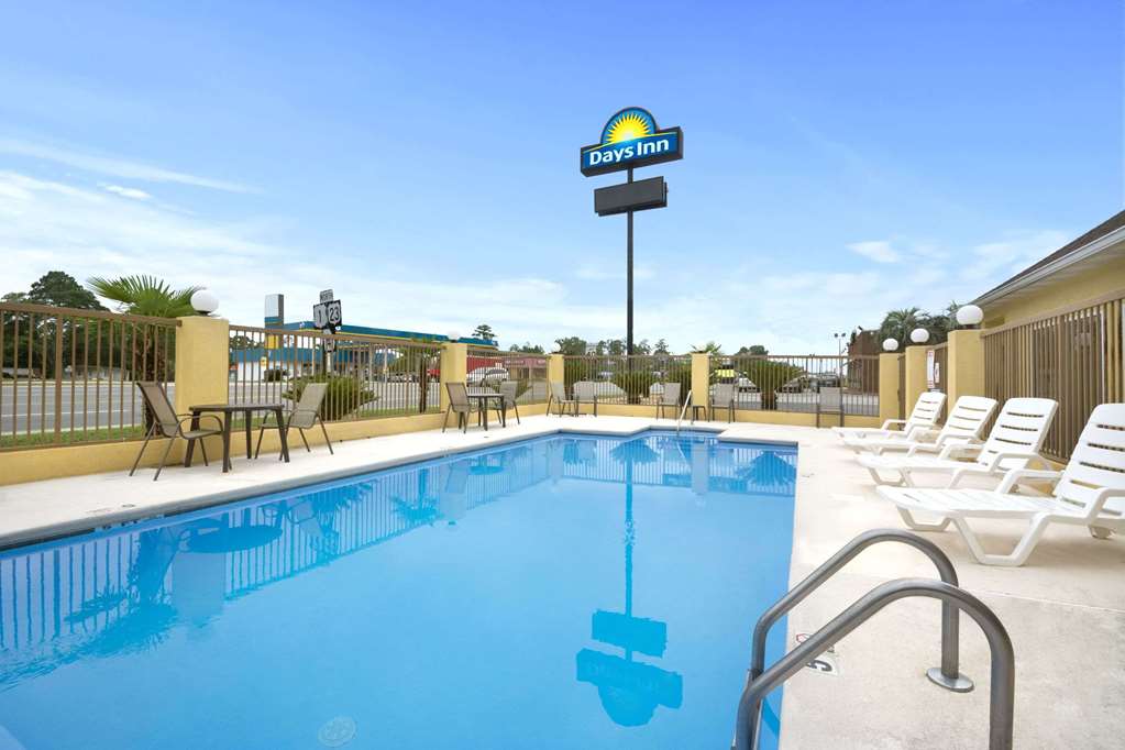 Days Inn by Wyndham Alma