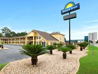 Days Inn by Wyndham Alma