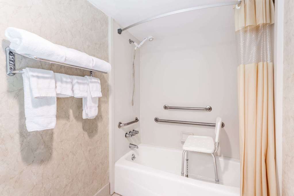 Days Inn by Wyndham Athens