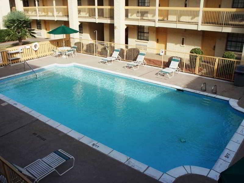 Econo Lodge Augusta North