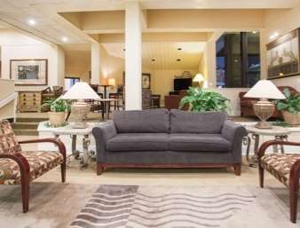 Ramada by Wyndham Augusta Downtown Hotel & Conference Center