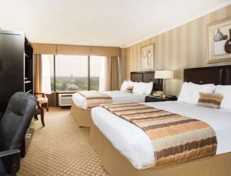 Ramada by Wyndham Augusta Downtown Hotel & Conference Center