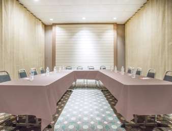 Ramada by Wyndham Augusta Downtown Hotel & Conference Center