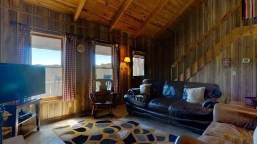 Paradise Cabins, Resort & Spa