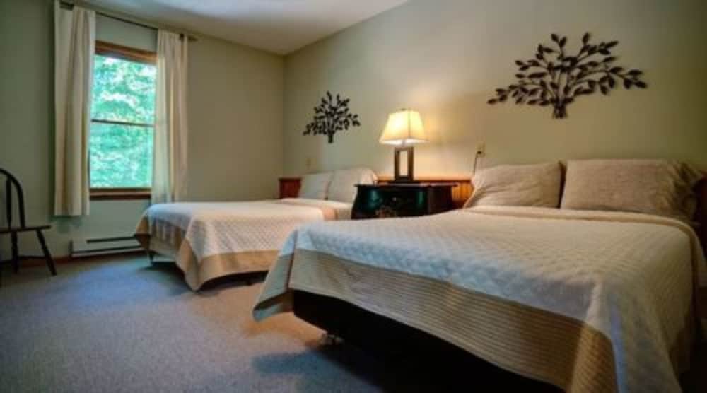 Paradise Cabins, Resort & Spa