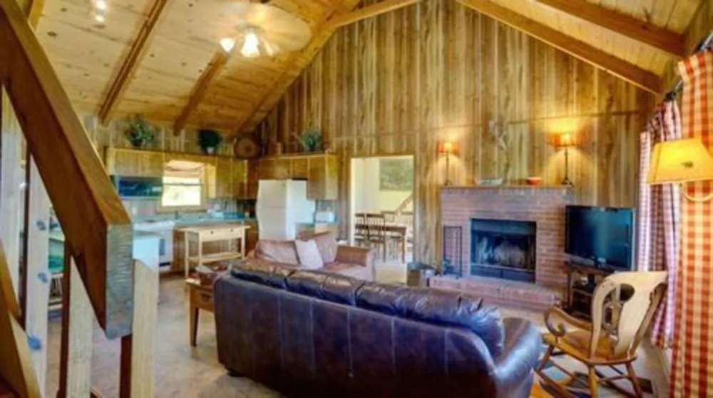 Paradise Cabins, Resort & Spa