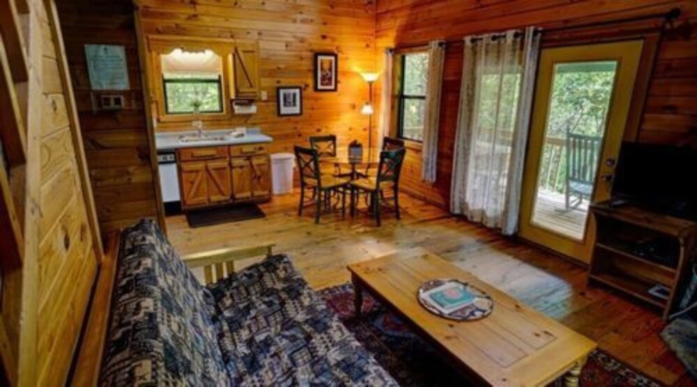 Paradise Cabins, Resort & Spa