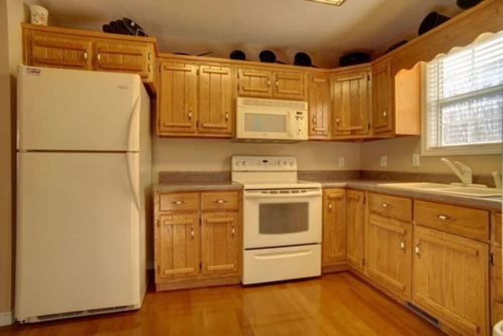 Paradise Cabins, Resort & Spa