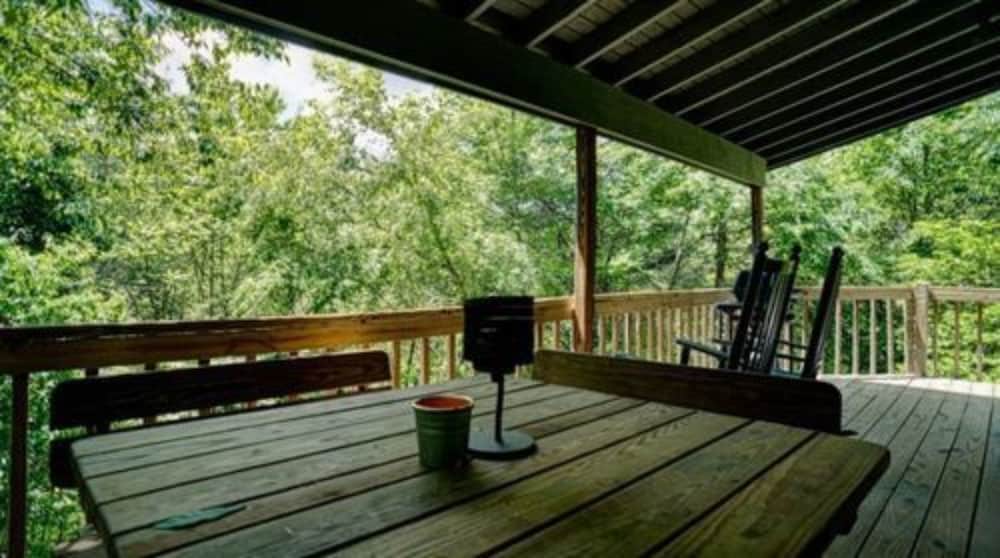 Paradise Cabins, Resort & Spa