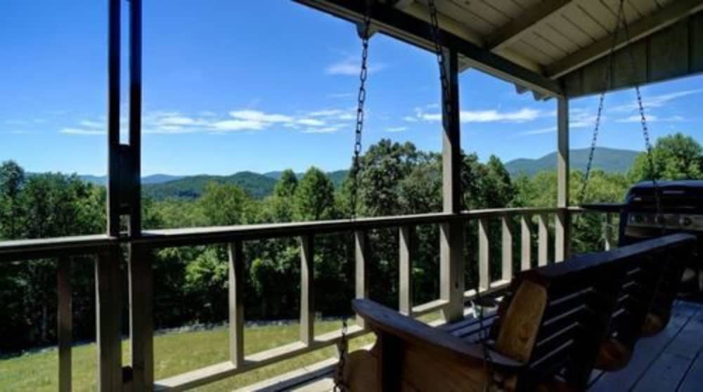 Paradise Cabins, Resort & Spa