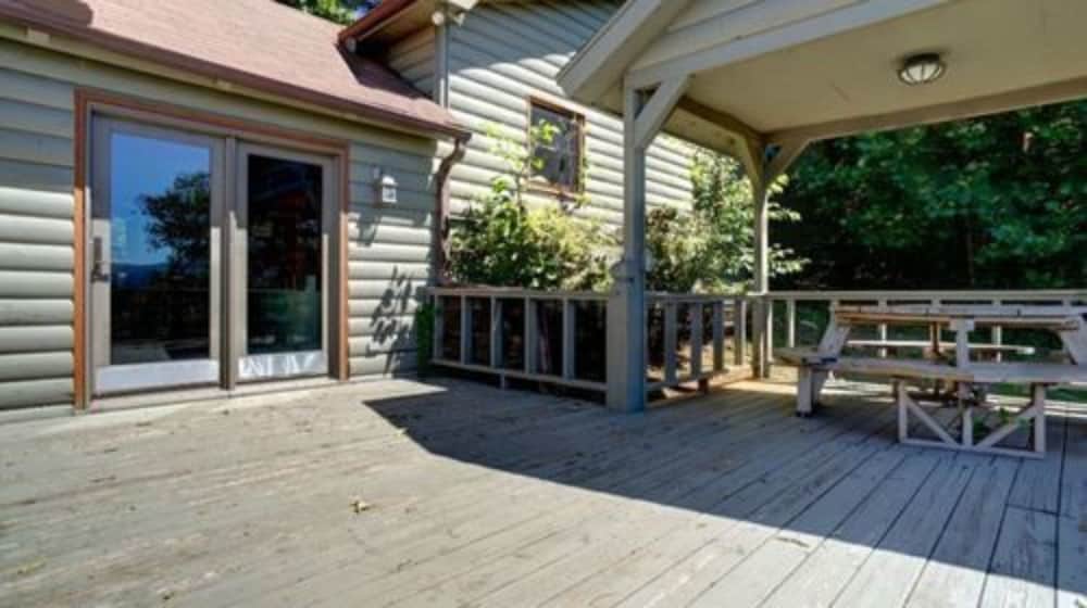 Paradise Cabins, Resort & Spa