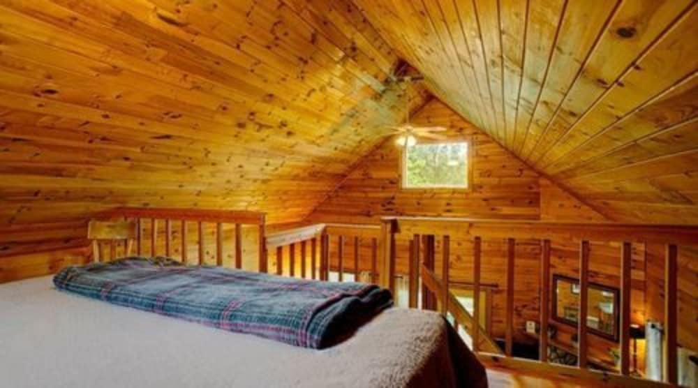 Paradise Cabins, Resort & Spa