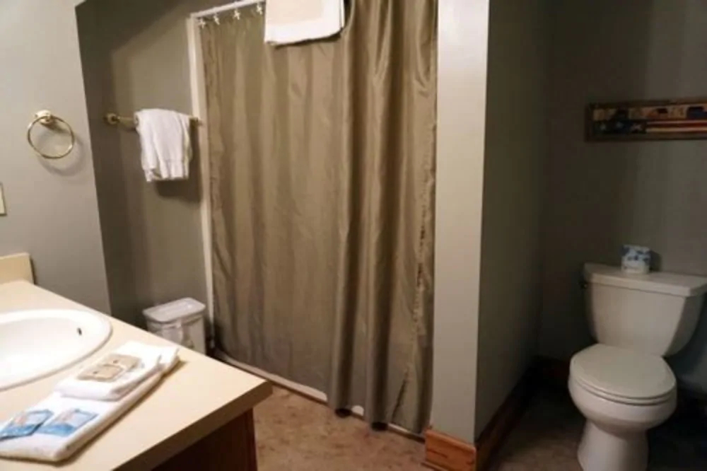 Paradise Cabins, Resort & Spa