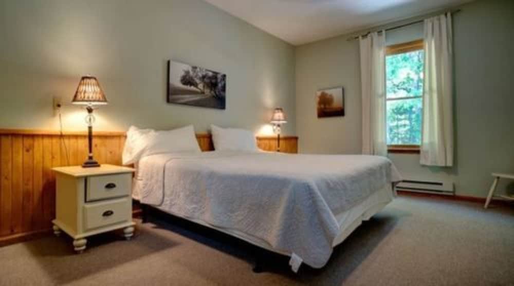 Paradise Cabins, Resort & Spa