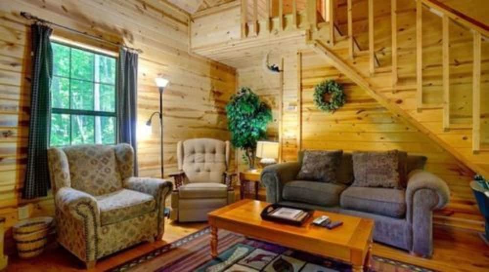 Paradise Cabins, Resort & Spa