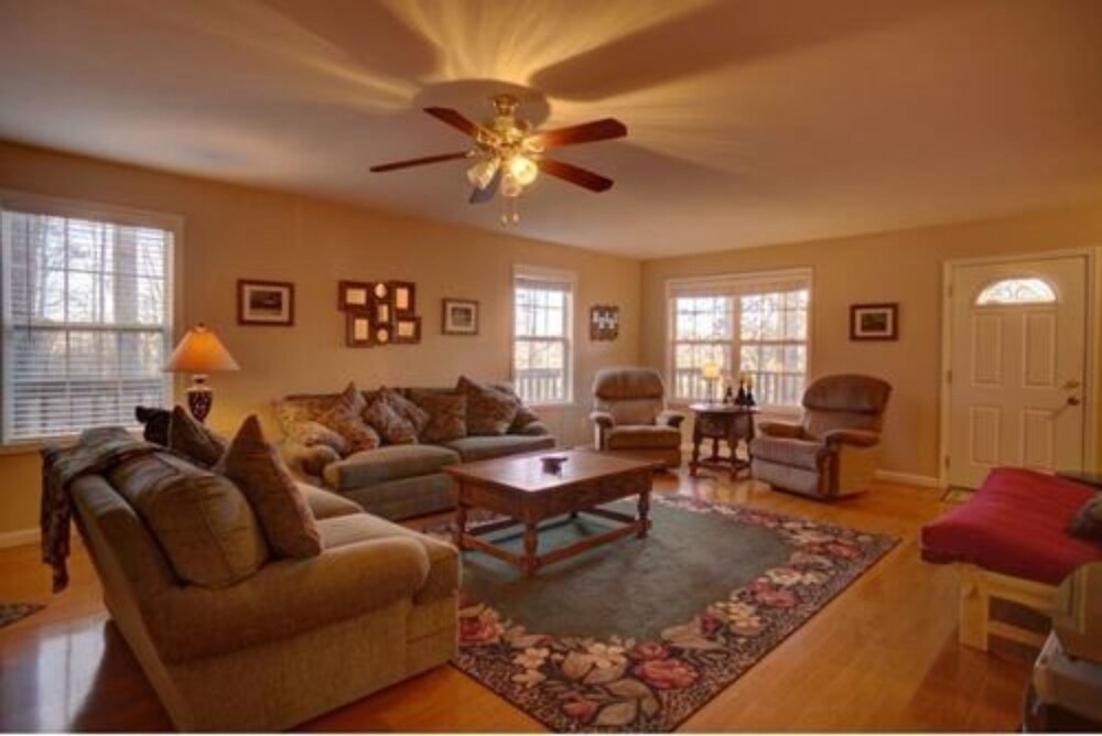 Paradise Cabins, Resort & Spa