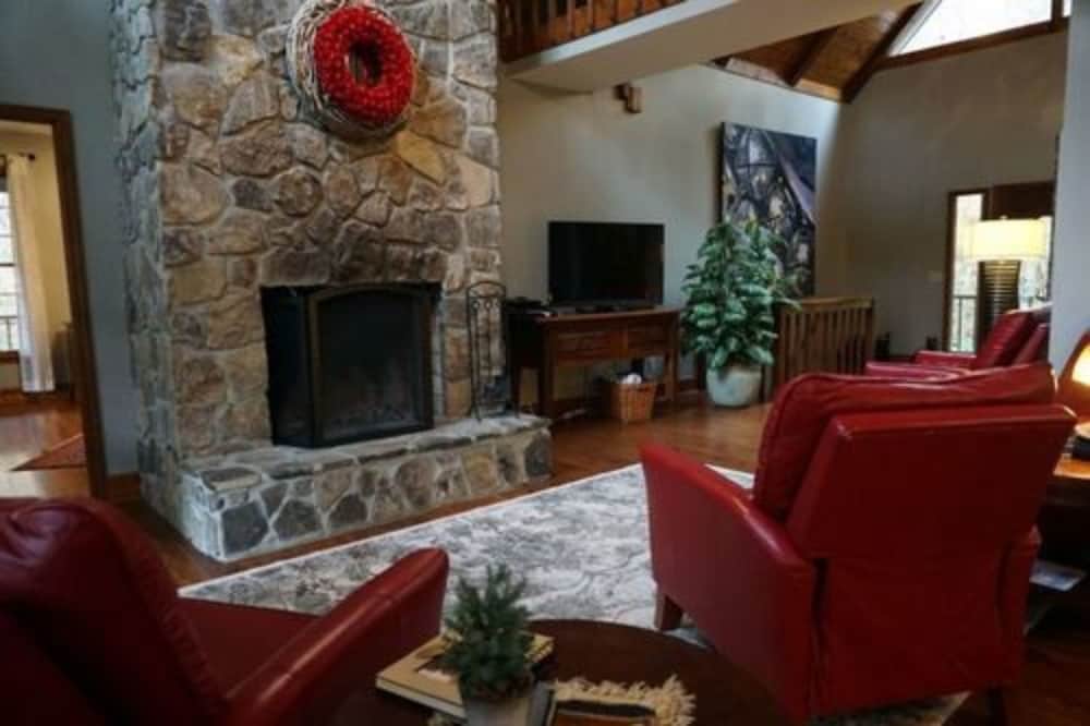 Paradise Cabins, Resort & Spa