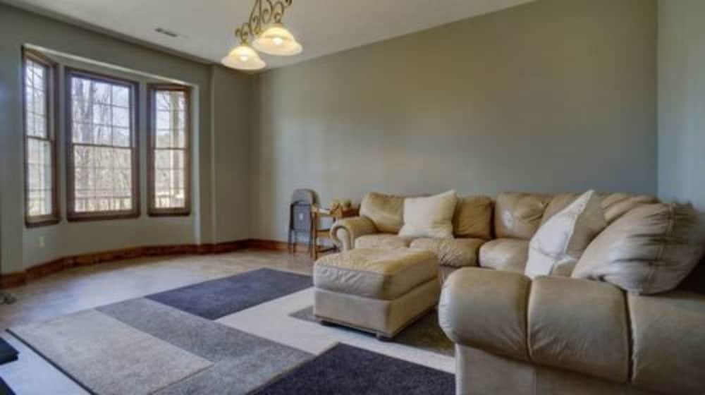 Paradise Cabins, Resort & Spa