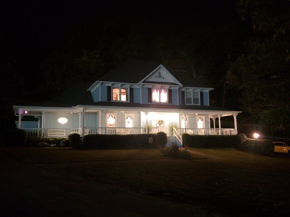 Blue Heaven Bed & Breakfast