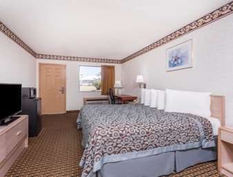 Days Inn by Wyndham Byron