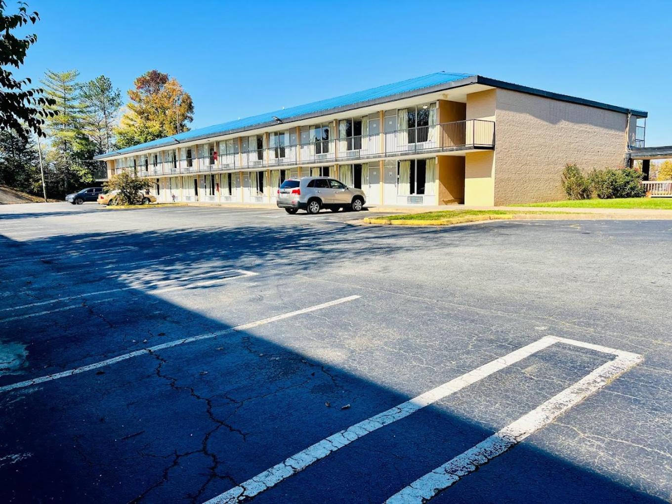 OYO Hotel Catersville GA