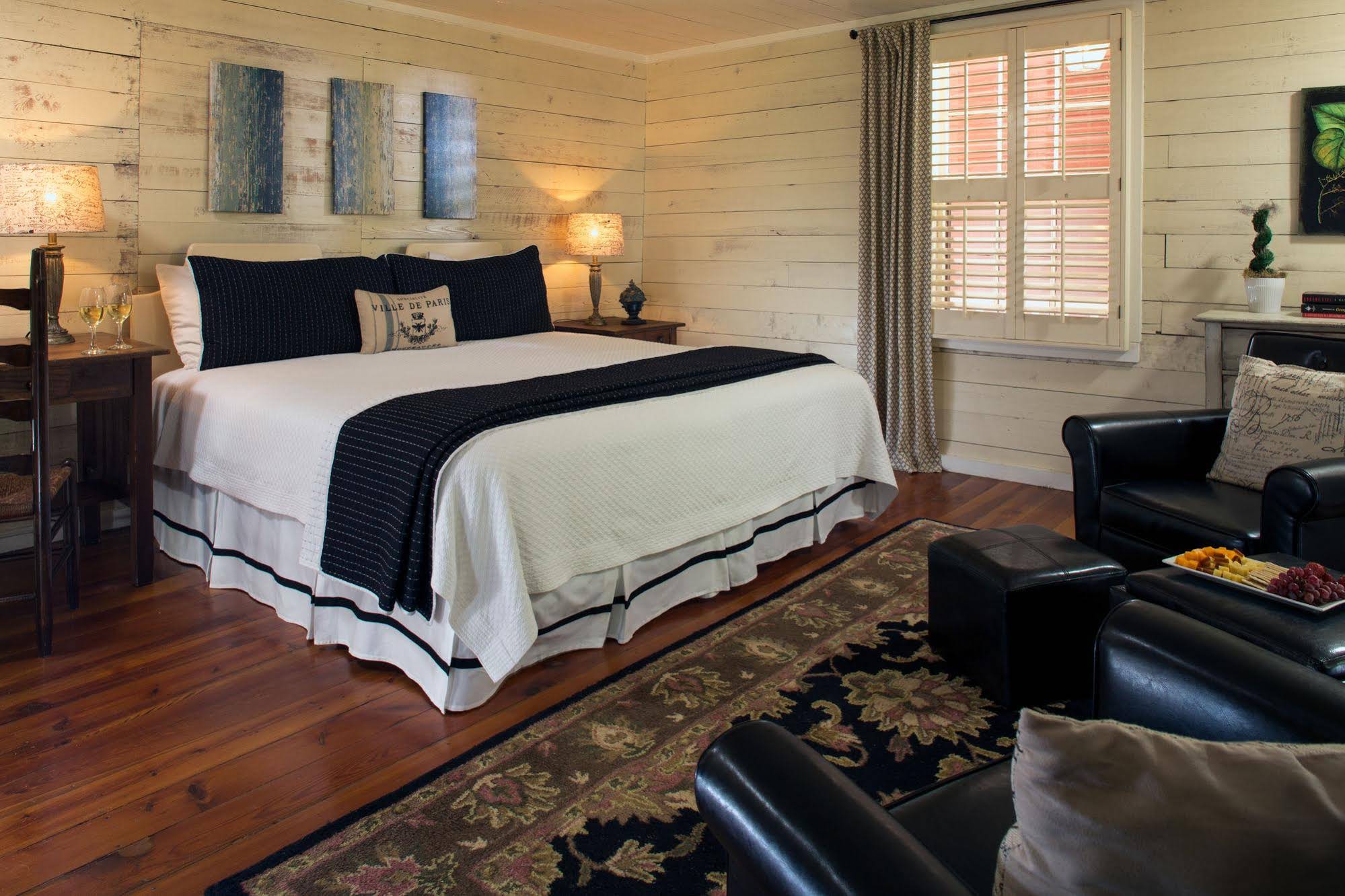 Glen-Ella Springs Inn & Restaurant